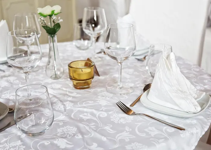 Bed and Breakfast Restaurant